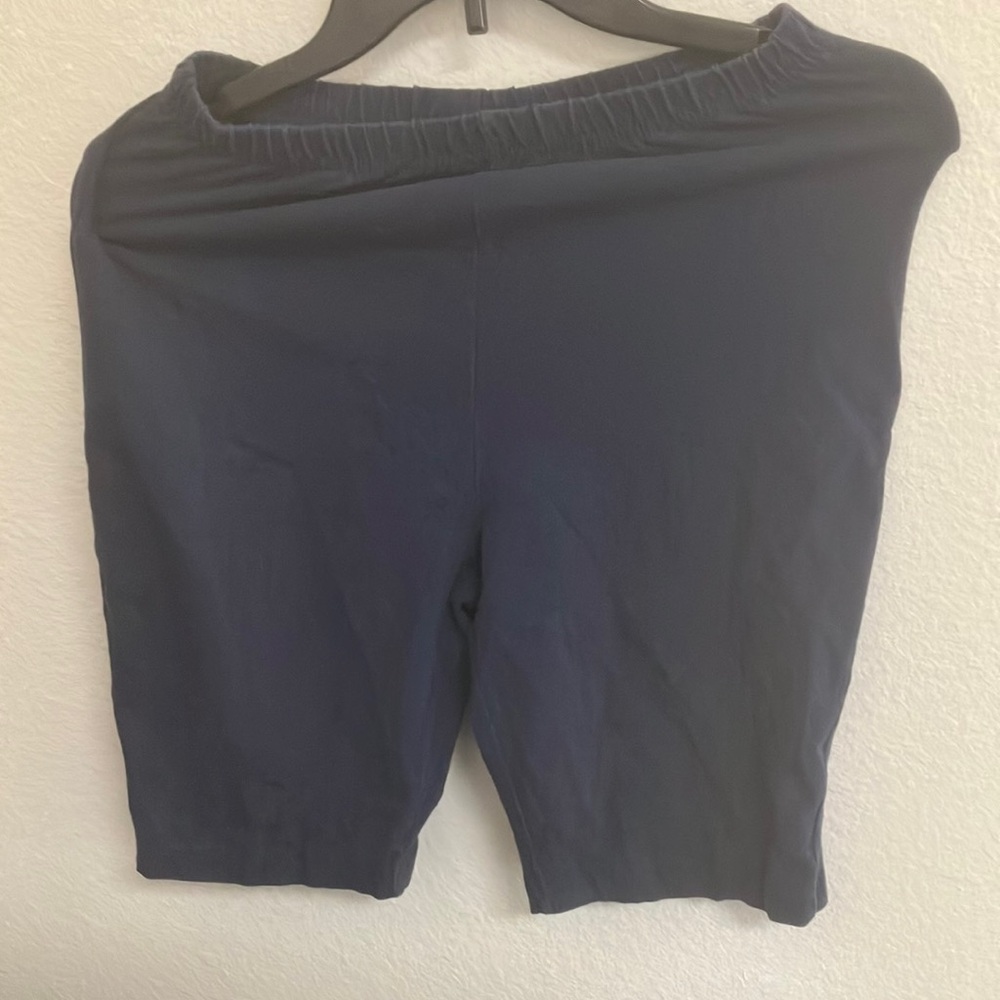 FINAL MARKDOWN Roamans shorts medium